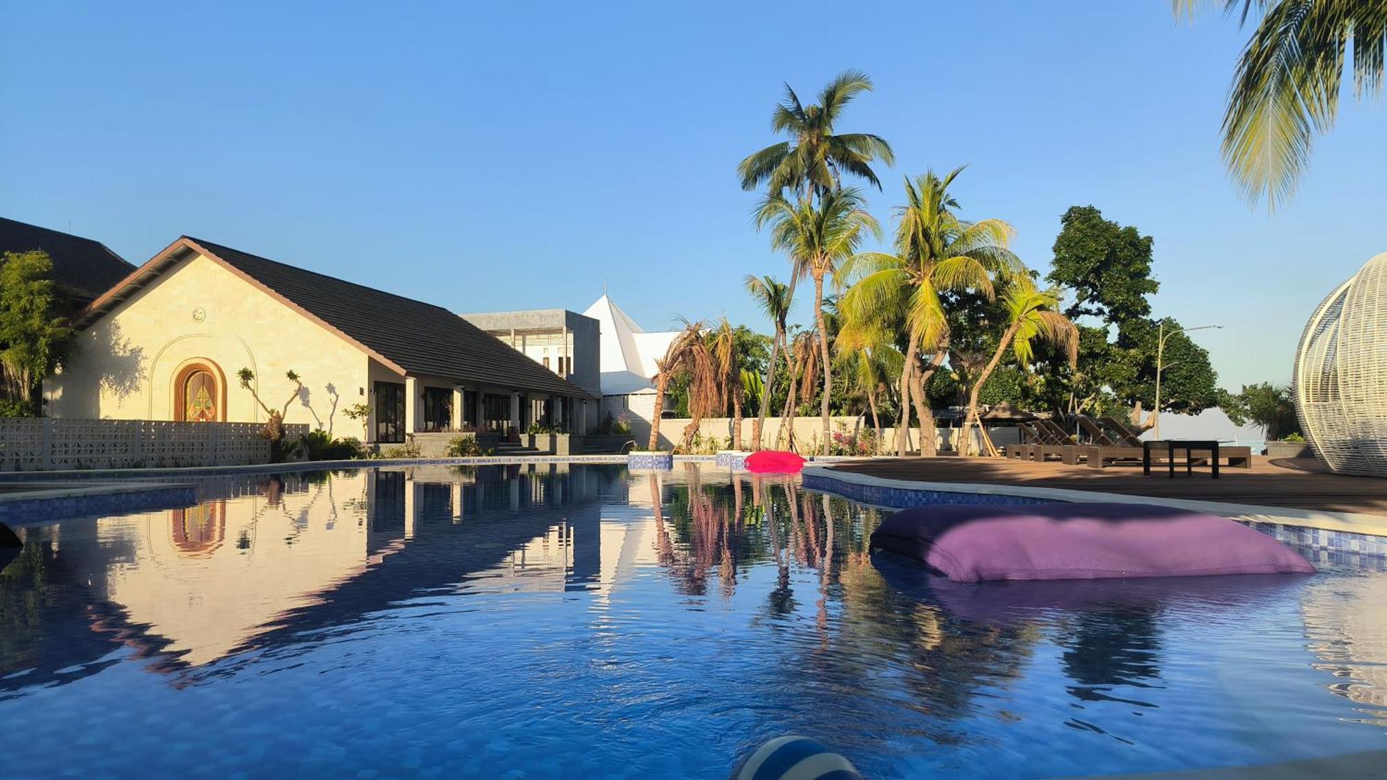 Lovina Haven Boutique Resort Exteriör bild